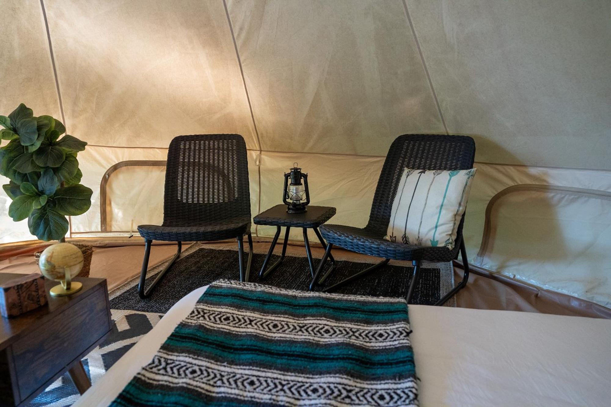 فندق Grotto Getaway Miller Lake المظهر الخارجي الصورة
