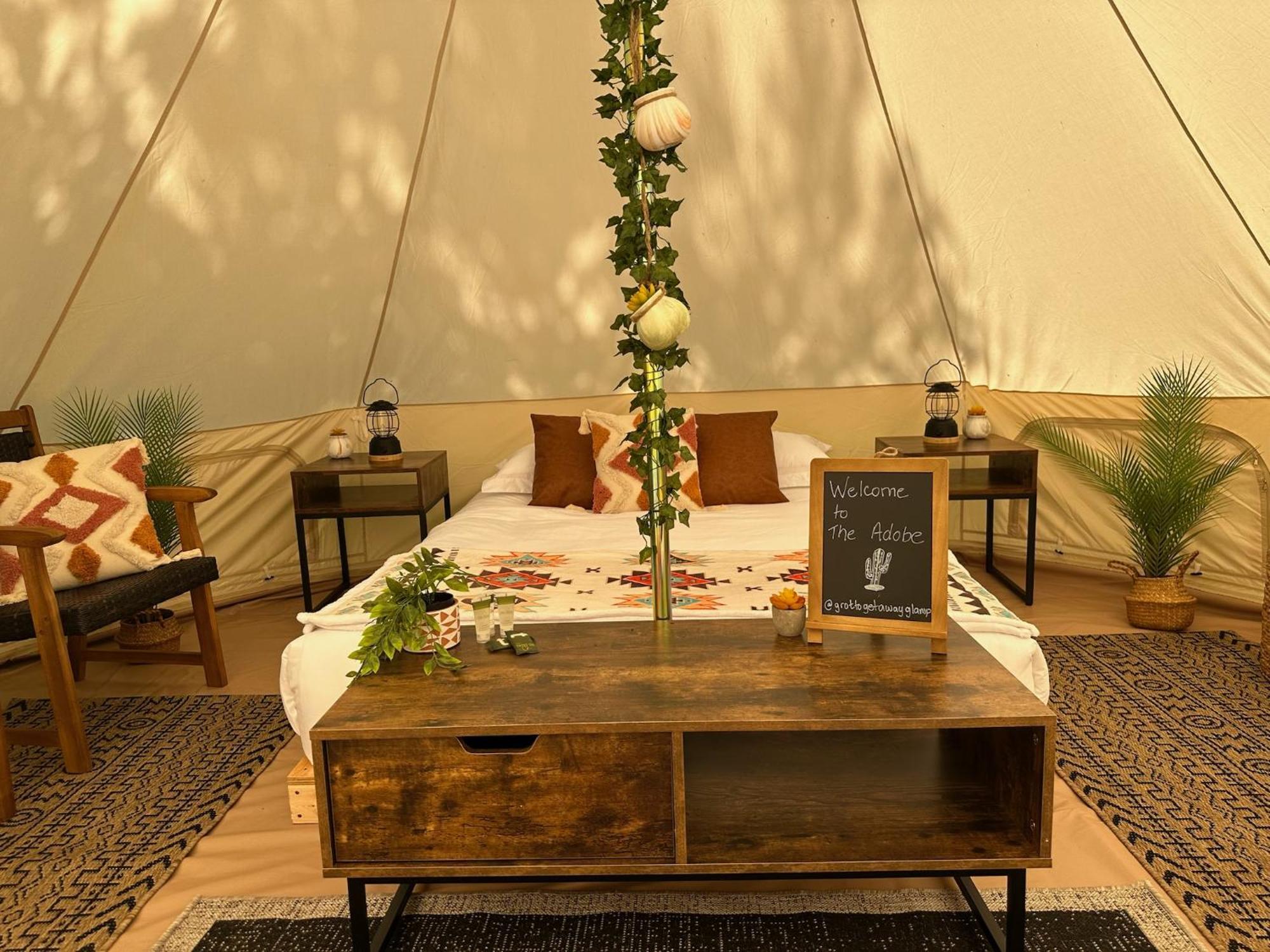 فندق Grotto Getaway Miller Lake المظهر الخارجي الصورة